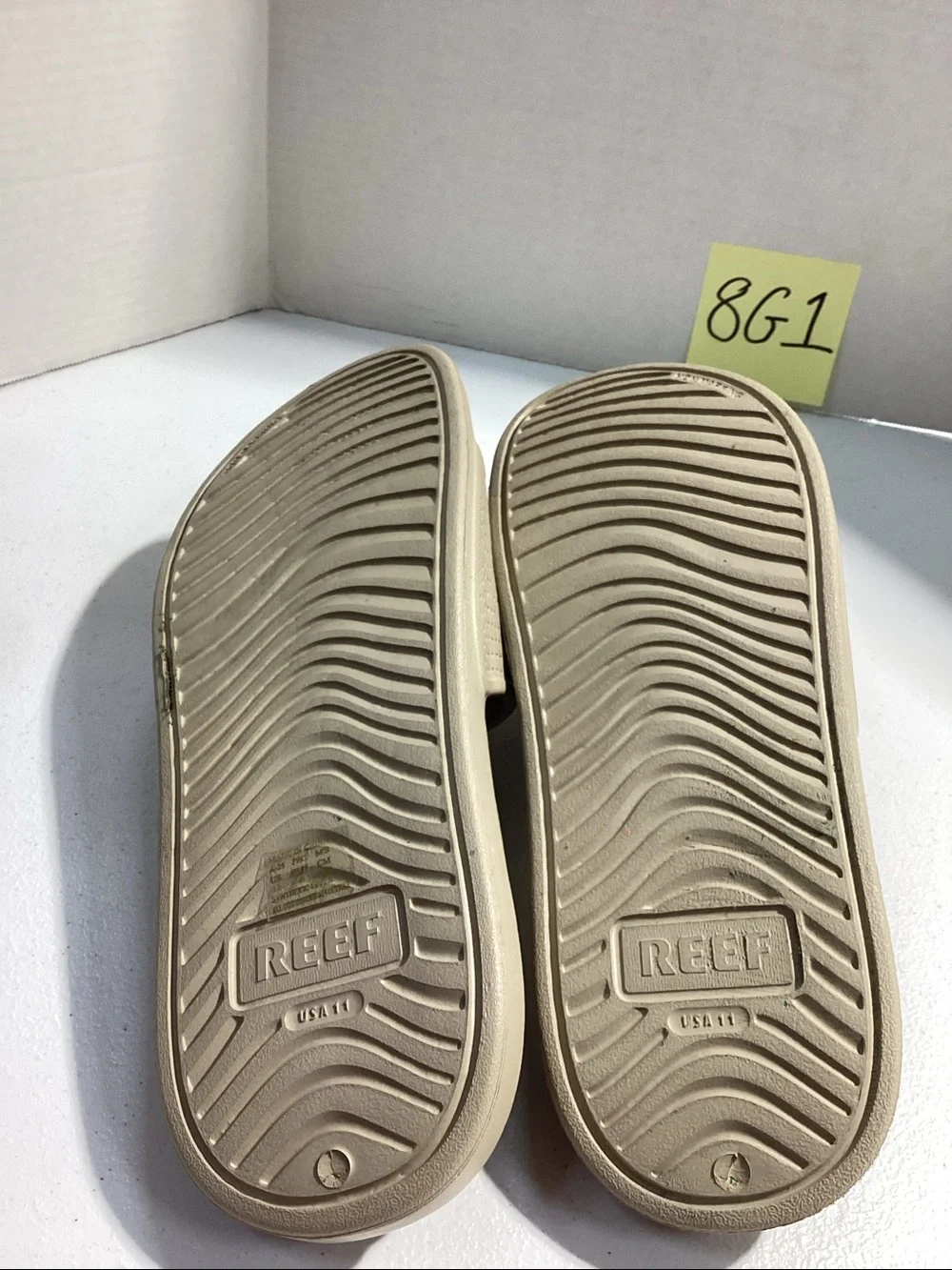 Reef Men’s Slide Sandals in Taupe Beige